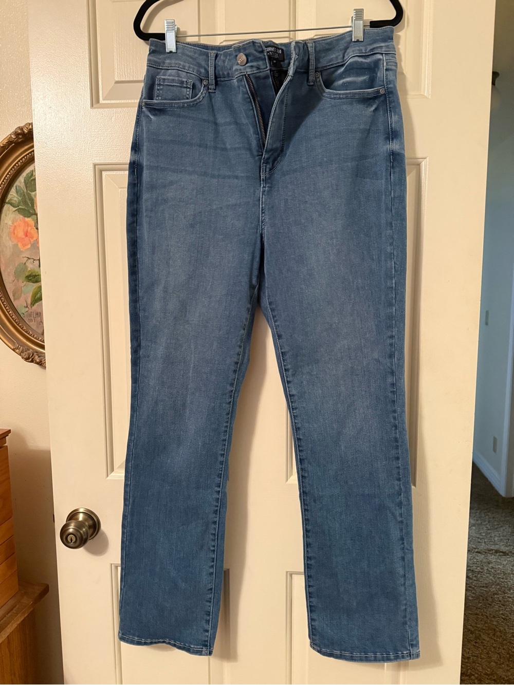 NYDJ Straight Leg Jeans in Medium Blue Wash